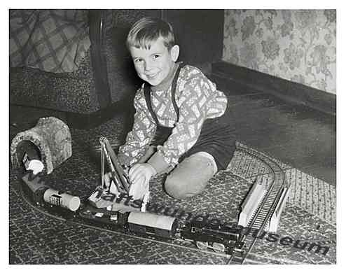 Spielzeug-Eisenbahn 50er Jahre Spielzeug-Eisenbahn 50er Jahre